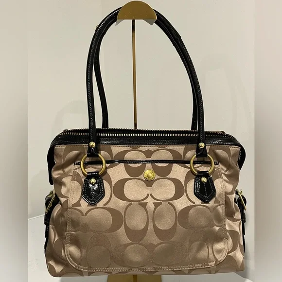 Coach Addison Shoulder Tote Bag